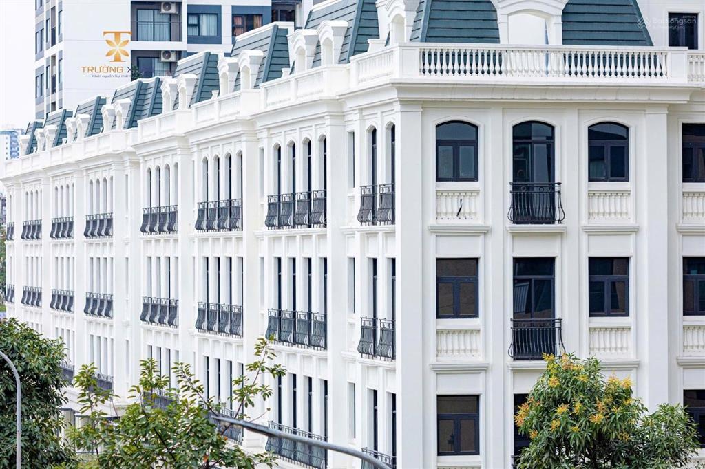 Siêu hót bán sboutique shophouse tmdv 4 tầng tại vinhomes smart city chiết khấu lên đến 25%.