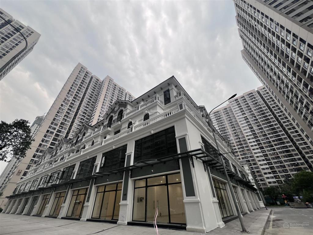 Siêu hót bán sboutique shophouse tmdv 4 tầng tại vinhomes smart city chiết khấu lên đến 25%.