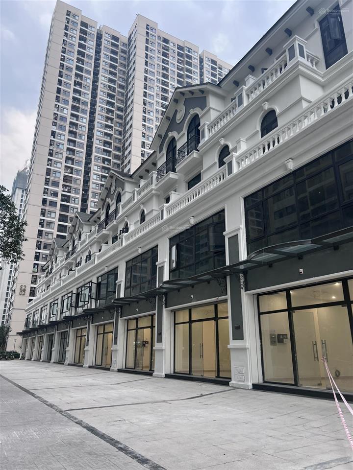 Siêu hót bán sboutique shophouse tmdv 4 tầng tại vinhomes smart city chiết khấu lên đến 25%.