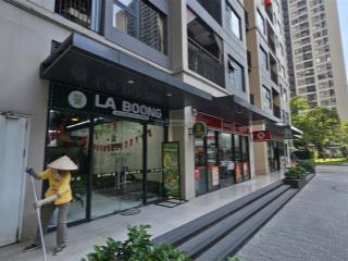 Bán căn shop chân đế phân khu s1 sẵn sổ đỏ, đã cho thuê dòng tiền ổn định