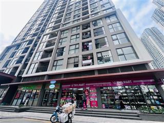 Shop chân đế masteri west heights vinhomes smart city tây mỗ sẵn sổ đỏ lâu dài sẵn hđ thuê 5 năm.