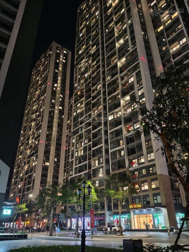 Hot hot cần bán gấp căn shop chân đế toà nhà s2 vinhomes smart city sổ đỏ lâu dài cho thuê 1tr/m2