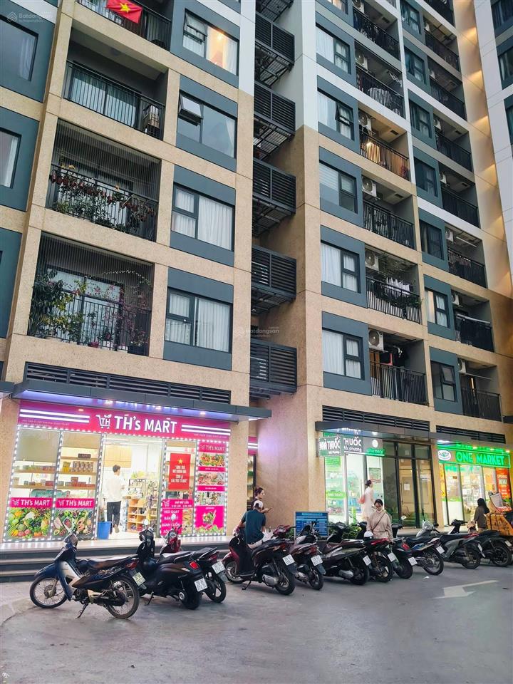 Bán căn shop nho nhỏ 35m2 cho thuê ổn định 360tr/năm. pháp lý rõ ràng tại chân đế tòa nhà