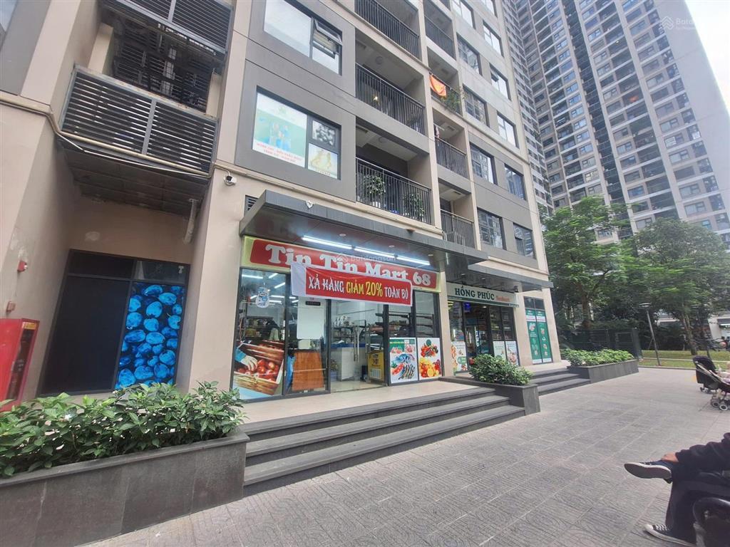 Bán căn shop chân đế tòa s105 ngay sảnh nhỏ cho thuê ổn định 320tr/năm tại vinhomes smart city