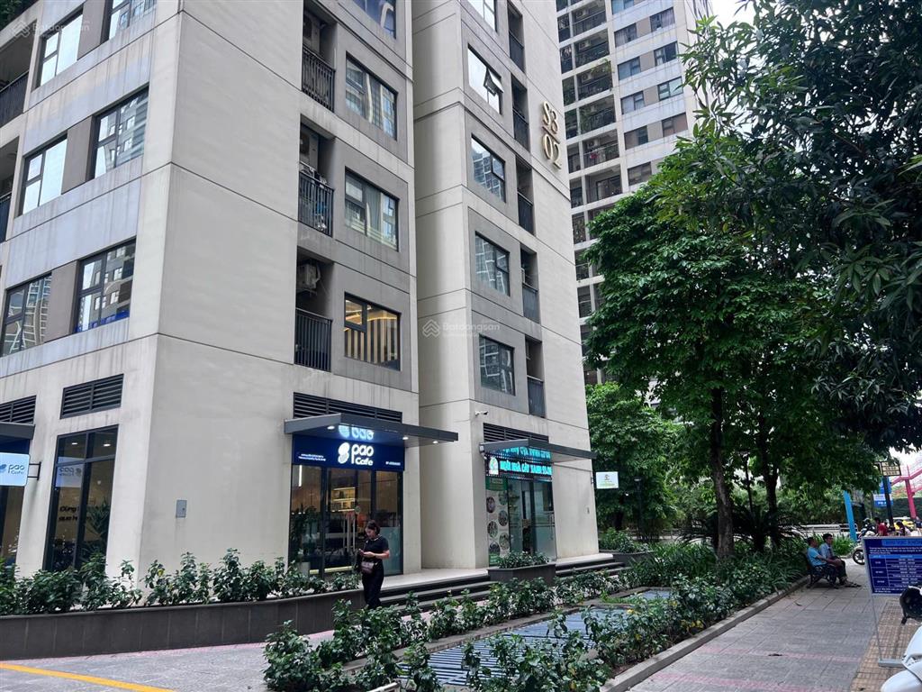 Bán shop chân đế vinhomes smart city sẵn dòng tiền cho thuê ổn định