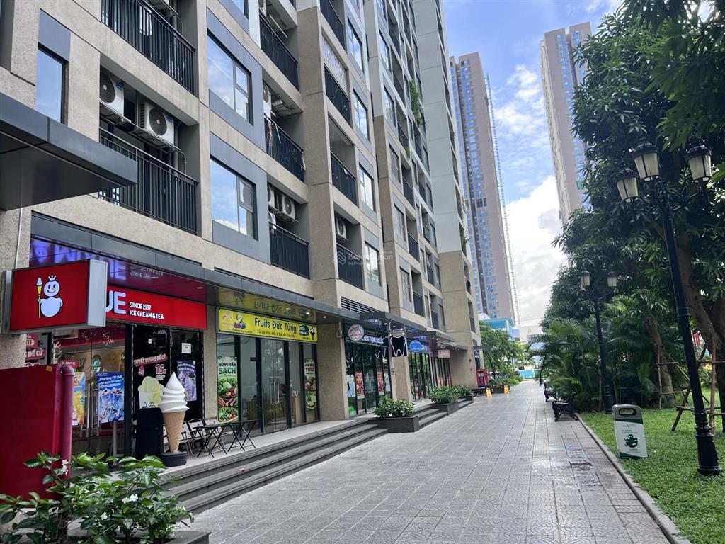 Cho thuê mặt bằng shop chân đế vinhomes smart city với nhiều vị trí nhận diện thương hiệu tốt