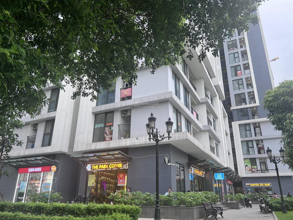 Bán căn shop chân đế mặt sảnh thuộc masteri homes vinhomes smart city tây mỗ