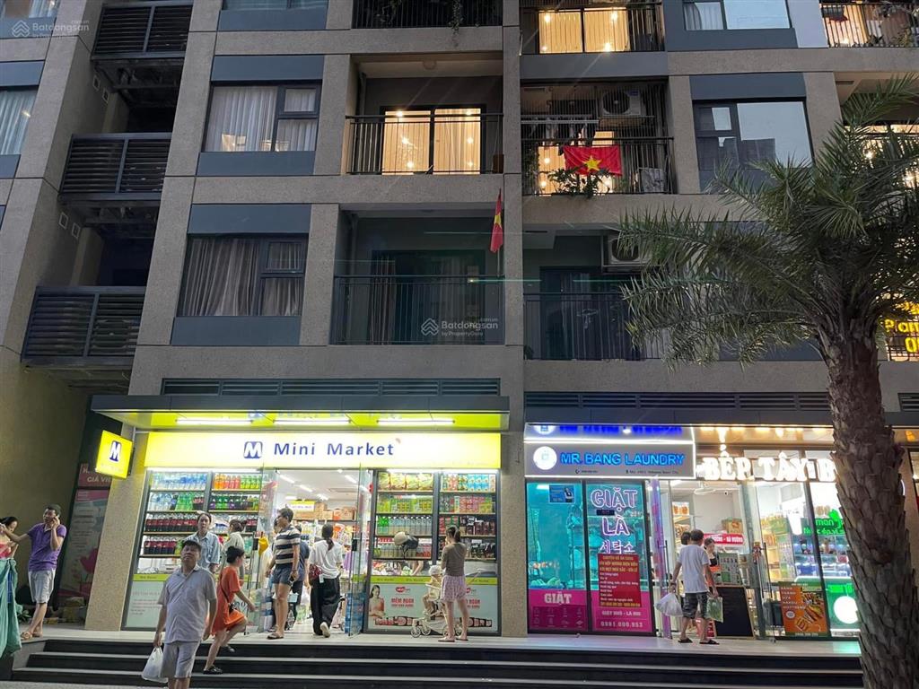 Bán căn shop chân đế mặt sảnh thuộc masteri homes vinhomes smart city tây mỗ