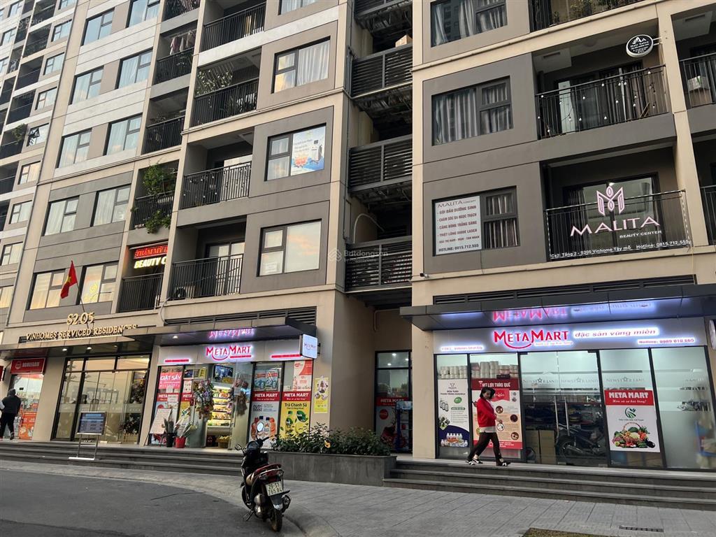 Bán căn shop chân đế vị trí mặt sảnh vinhomes smart city với toà 1200 căn hộ đã cho thuê 1tr/m2