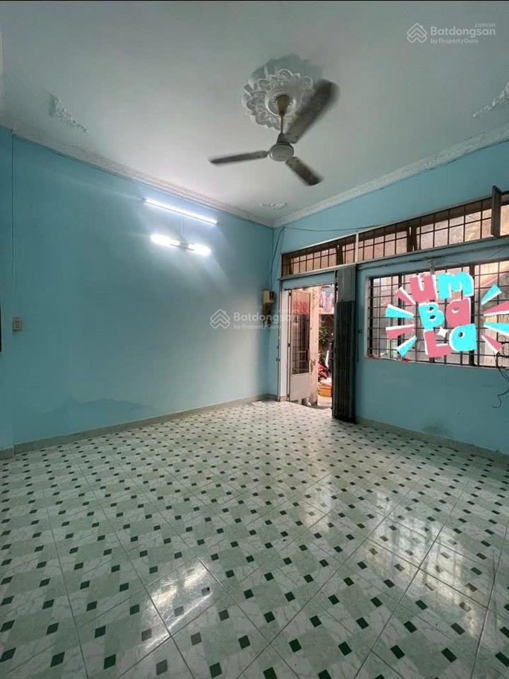 Nhà hai mặt hẻm xe hơi đỗ cửa  hoàng hoa thám  50m2, 2 tầng  nở hậu  chỉ 6.2 tỷ tl