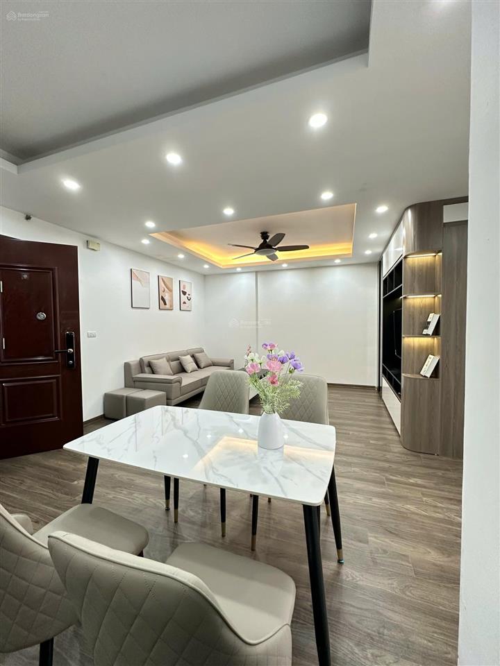 Bán căn hộ chung cư oct1 dn1 bắc linh đàm, 3 pngủ, 2 vệ sinh, căn góc, 2 mặt thoáng, giá chỉ 5.9 tỷ