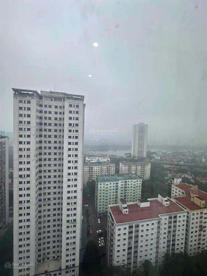 Bán căn hộ chung cư vp5 linh đàm, 2 phòng ngủ, 2 vệ sinh, giá nhỉnh 4 tỷ