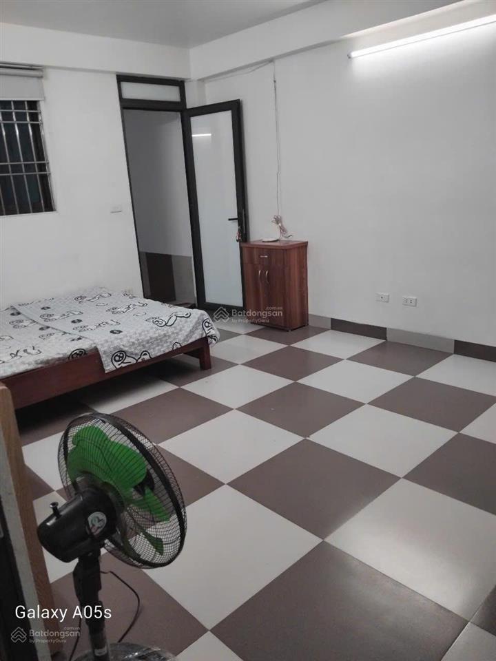 Ngõ 99 trung kính 27m2 full đồ, thang máy giá chỉ 4.8 triệu