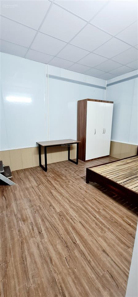 Cho thuê phòng khép kín ngõ 98 hạ yên quyết  giá 4.5tr
