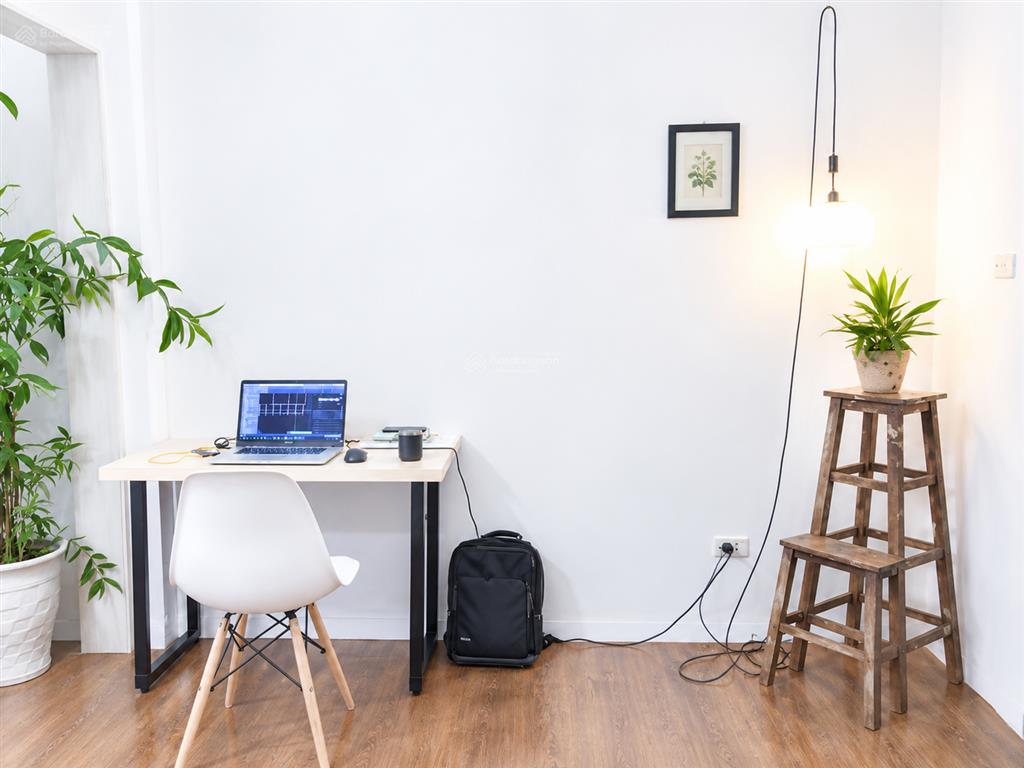 Ngõ thái thịnh 1 phòng 30m2 full đồ giá chỉ 4.7 triệu
