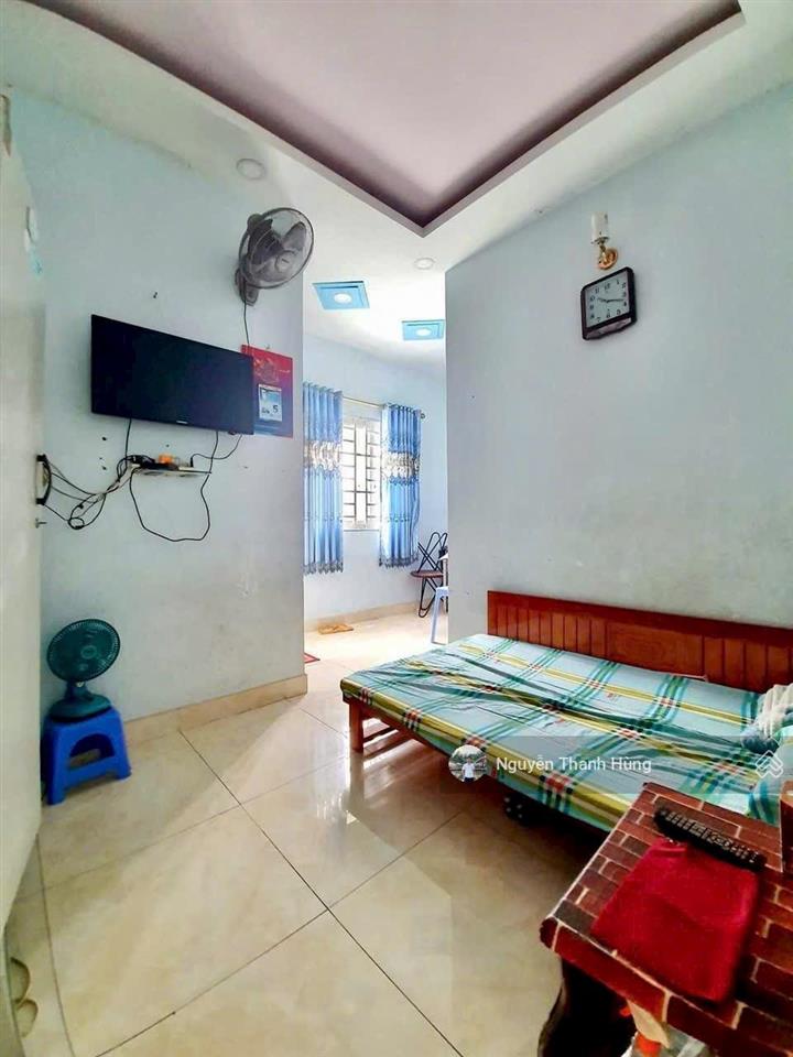 Bán nhà mặt tiền 2 tầng đúc + dãy trọ đường ht17 q12 giá rẻ 11,7 tỷ, diện tích 200m2 (5,2x38m)