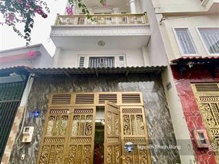 Bán nhà 4 tầng đúc hẻm xe hơi thông gần hiệp thành city q12 giá rẻ 5,8 tỷ
diện tích 60m2 (4,5x13,5)