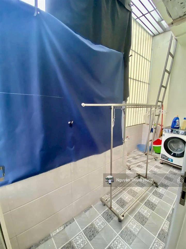 Bán nhà 4 tầng đúc hẻm xe hơi thông gần hiệp thành city q12 giá rẻ 5,8 tỷ
diện tích 60m2 (4,5x13,5)