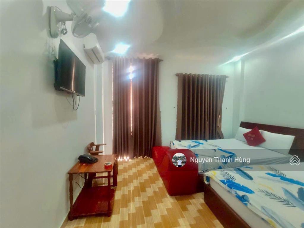 Bán khách sạn mặt tiền trần thị cờ quận 12 giá rẻ 10,4 tỷ
diện tích 96m2 (4x24)