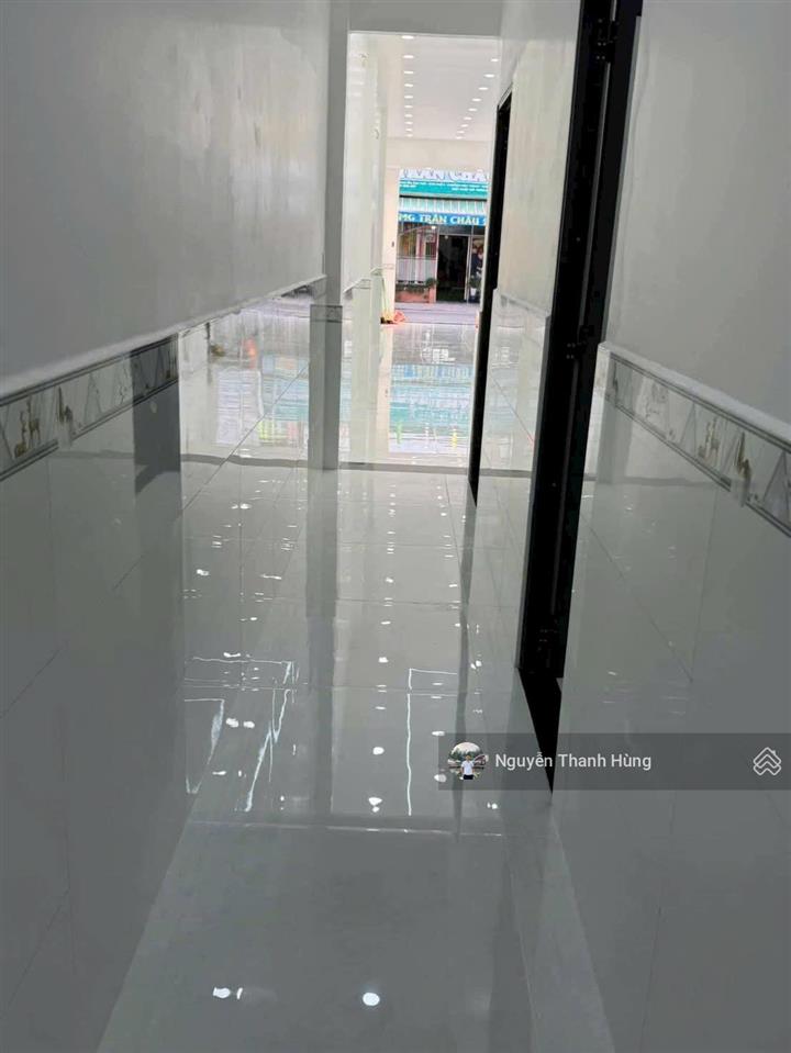 Bán nhà mặt tiền kinh doanh đỉnh nguyễn ảnh thủ quận 12 giá rẻ 10,5 tỷ
diện tích 105m2 (4x26)