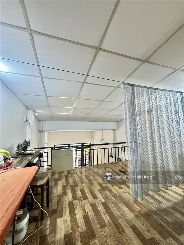 Bán nhà mặt tiền kinh doanh lâm thị hố quận 12 giá rẻ 6,85 tỷ
diện tích 79m2 (4x20)