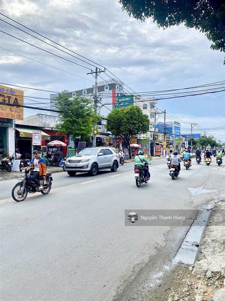 Bán nhà mặt tiền lê văn khương q12 giá rẻ 25,5 tỷ
diện tích 320m2 ( 8x40 )