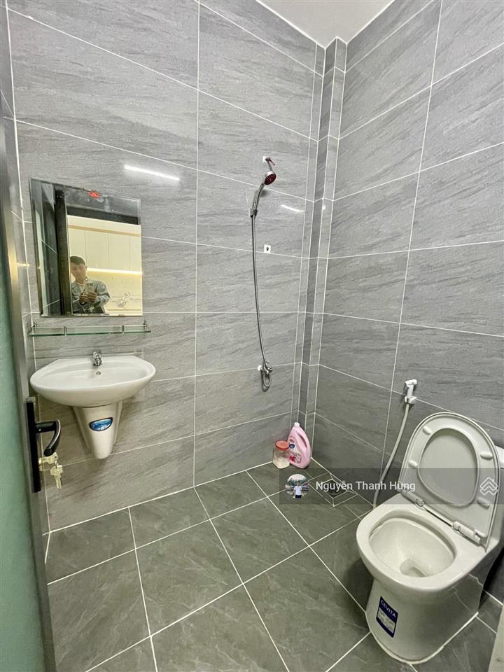 Bán nhà giá rẻ như lô đất ngay ubnd phường tân thới hiệp quận 12 chỉ 4,39 tỷ
diện tích 77m2 (4,5x17