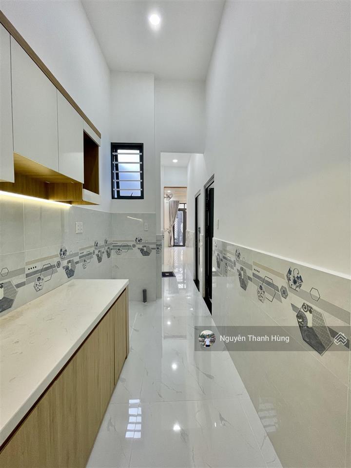 Bán nhà giá rẻ như lô đất ngay ubnd phường tân thới hiệp quận 12 chỉ 4,39 tỷ
diện tích 77m2 (4,5x17