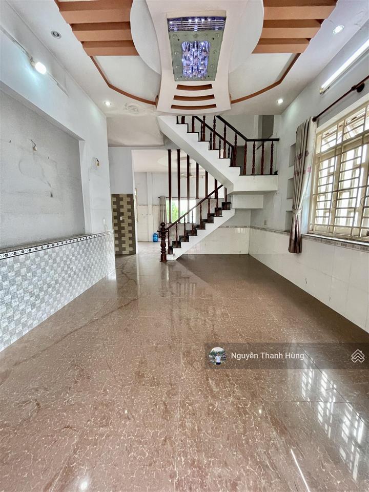 Cho thuê mặt tiền kinh doanh nguyễn ảnh thủ quận 12 giá rẻ 35tr.
diện tích 220m2 (8x27)