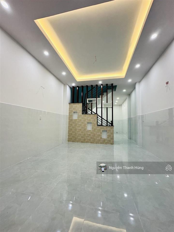 Bán nhà 2 tầng đúc hẻm xe hơi đông bắc quận 12 giá rẻ 4,15 tỷ
diện tích 56m2 (4x14)
