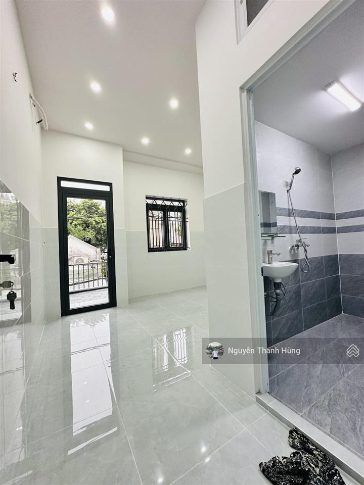 Bán nhà 2 tầng đúc hẻm xe hơi đông bắc quận 12 giá rẻ 4,15 tỷ
diện tích 56m2 (4x14)