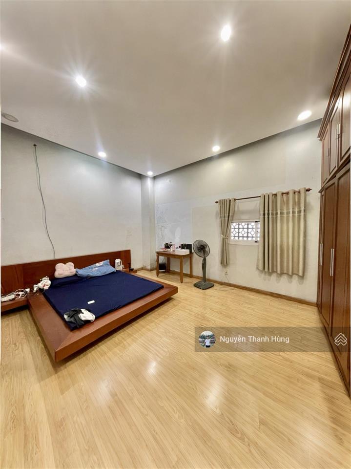 Bán nhà 5 tầng thang máy mặt tiền hiệp thành 6 q12 giá rẻ 18 tỷ. diện tích 250m2 (10x25)