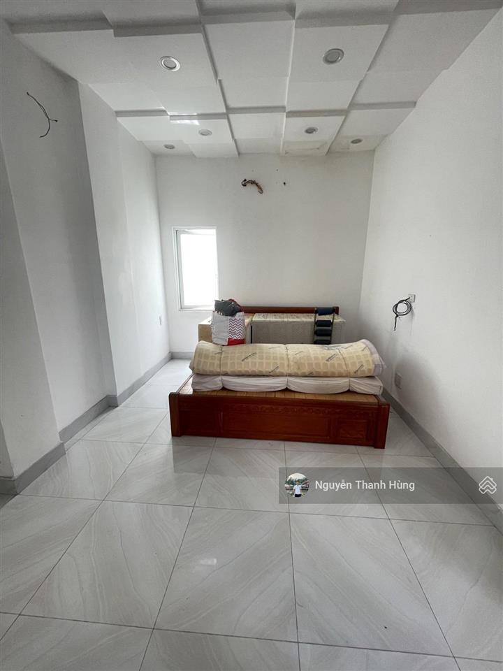 Mặt tiền kinh doanh chợ hiệp thành 3 tầng đúc giá rẻ 8,5 tỷ. diện tích 140m2 (4,6x30) cn 115m2