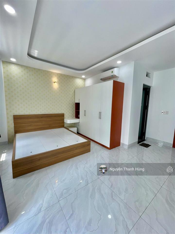 Bán nhà 4 tầng đúc hẻm xe hơi lê văn khương q12 giá rẻ 5,89 tỷ
diện tích 75m2 (5x15)