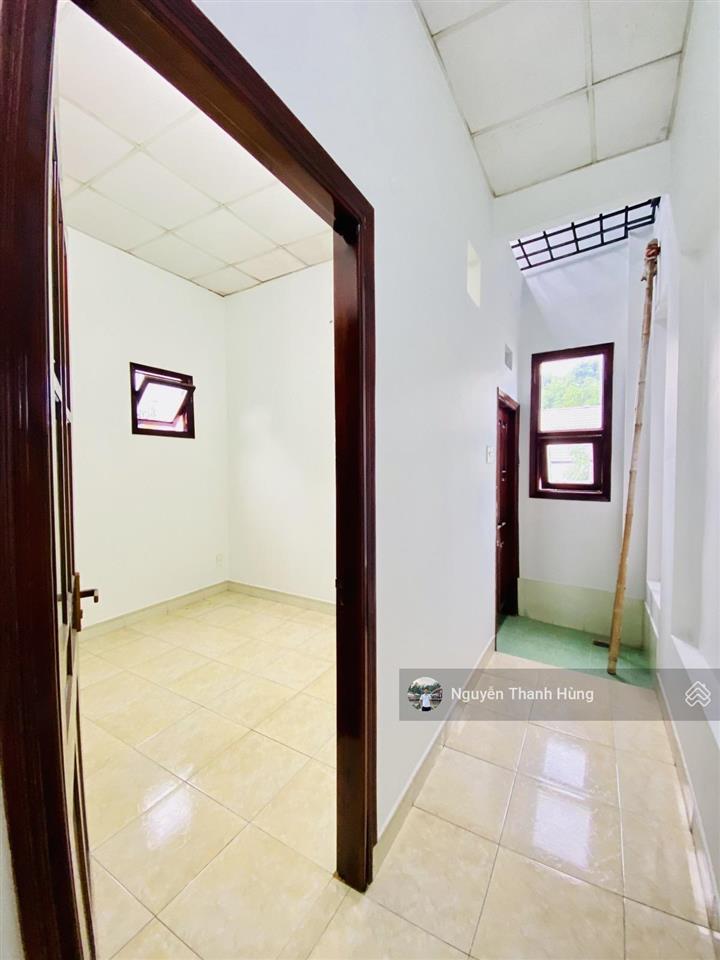 Bán nhà 2 tầng 4 phòng ngủ giá hời q12 chỉ 3,25 tỷ
diện tích 56m2 (4x14)