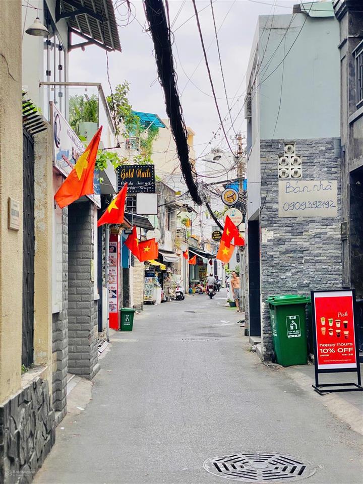Cần bán nhà ngang 17m, đất 133m hxh 6m phan đăng lưu phường 3 quận bình thạnh chỉ 18,5 tỷ còn bớt