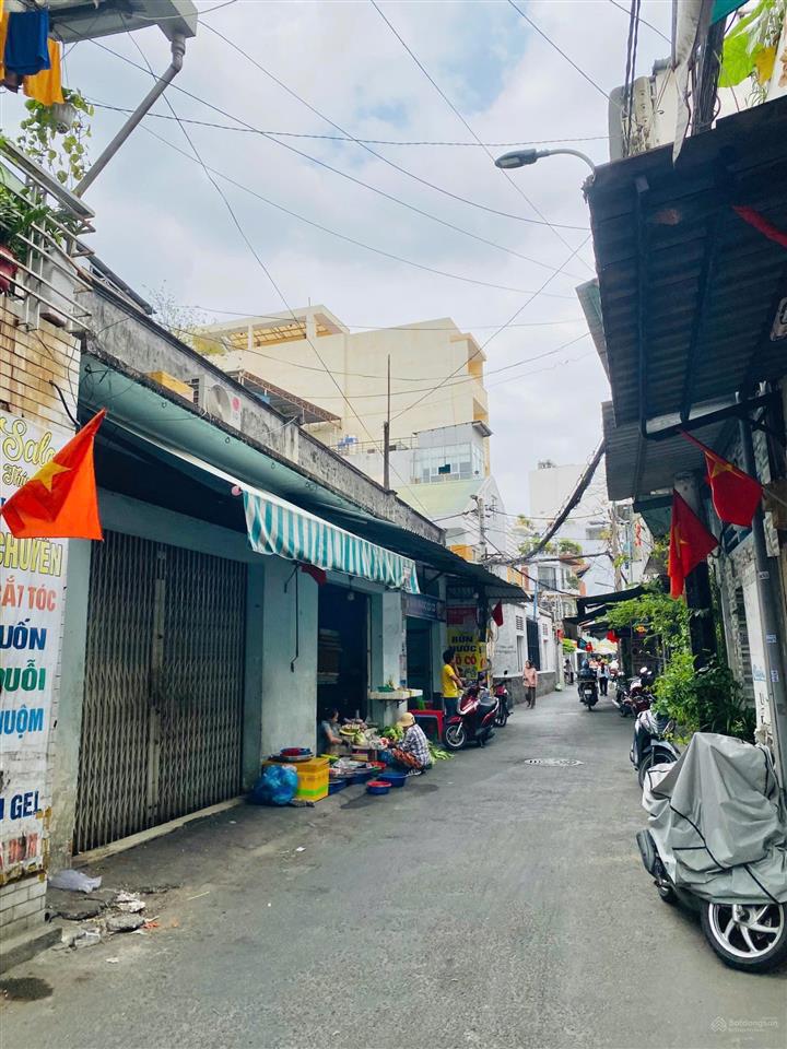 Cần bán nhà ngang 17m, đất 133m hxh 6m phan đăng lưu phường 3 quận bình thạnh chỉ 18,5 tỷ còn bớt