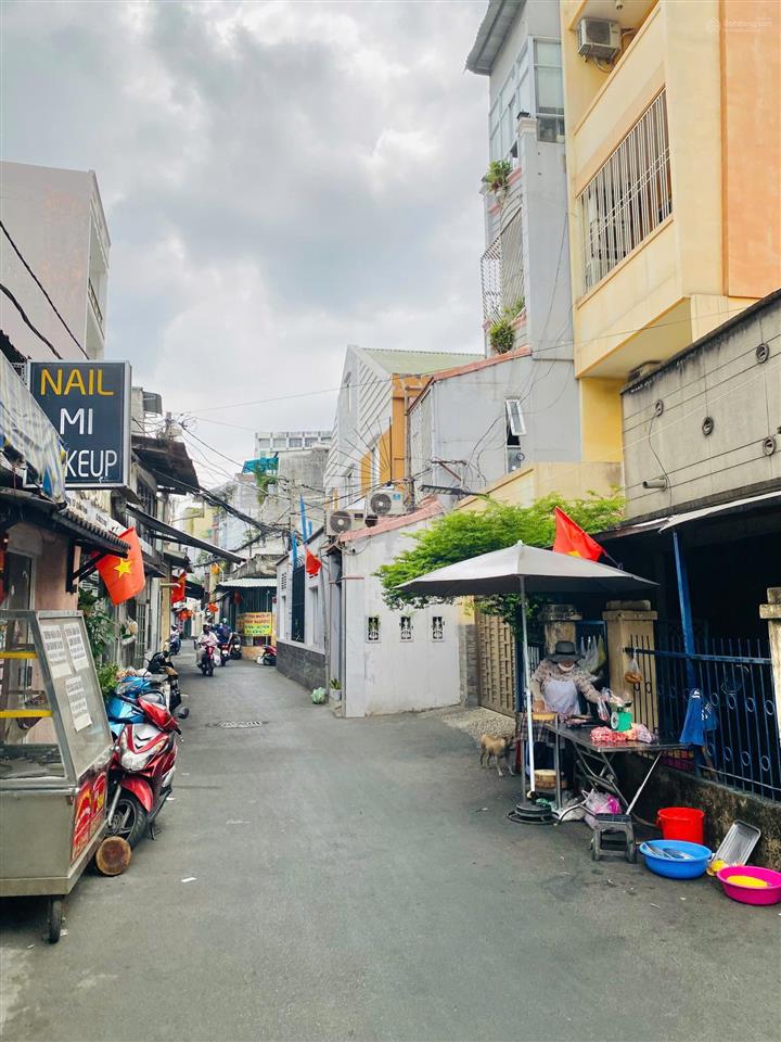 Cần bán nhà ngang 16,8m dài 8m hxh 6m phố vạn kiếp phường 3 quận bình thạnh chỉ 18,6 tỷ còn bớt