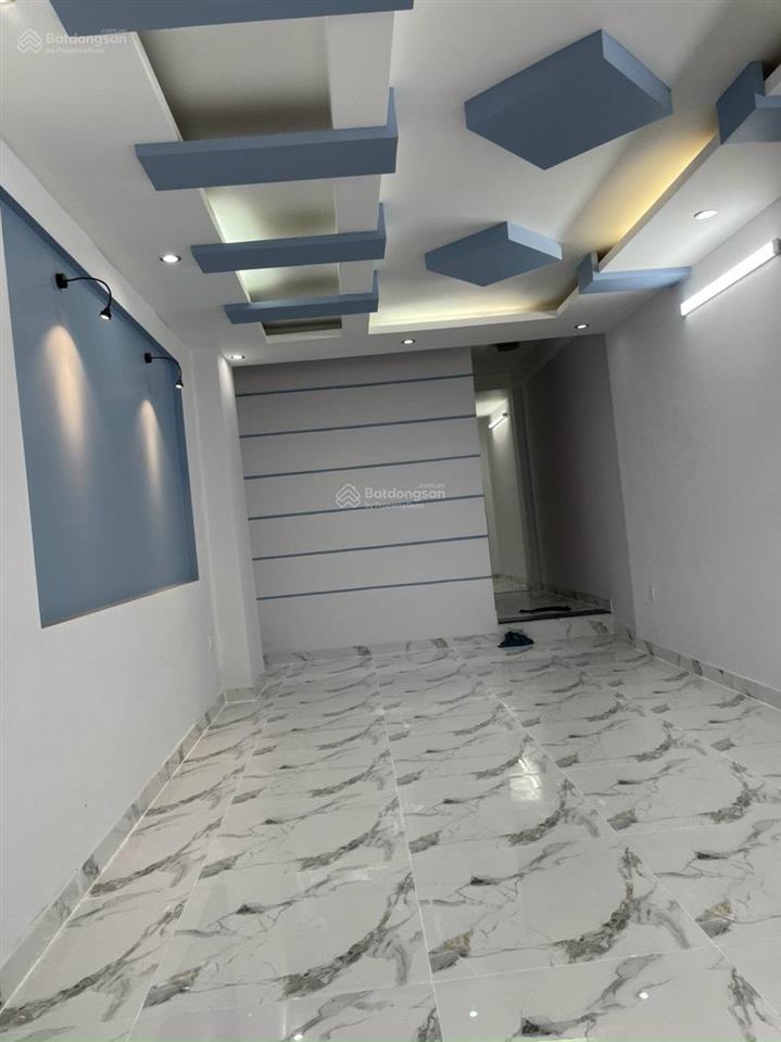 Bán nhà 4 tầng ở ngay 4m*17m hxh 10m khu biệt thự bình lợi p13 bình thạnh chỉ 10 tỷ còn bớt