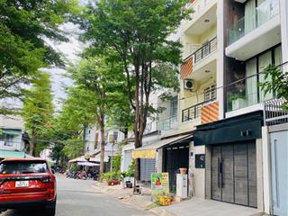 Bán nhà 4 tầng ở ngay 4m*17m hxh 10m khu biệt thự bình lợi p13 bình thạnh chỉ 10 tỷ còn bớt