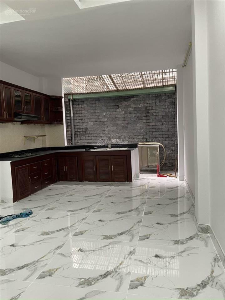 Bán nhà 4 tầng ở ngay 4m*17m hxh 10m khu biệt thự bình lợi p13 bình thạnh chỉ 10 tỷ còn bớt