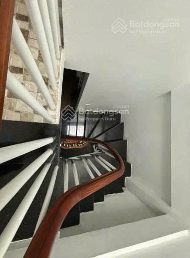 Bán nhà đội cấn 15m ra phố ô tô tránh dt 32m x 5 tầng giá 9,4 tỷ trước nhà rộng 3m nhà thoáng sáng
