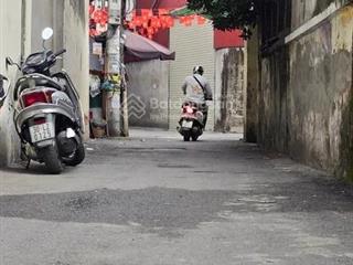 70m đất nguyễn ngọc vũ, mt 6,4m, cách mp lê văn lương 10m, giá bán 18,9 tỷ