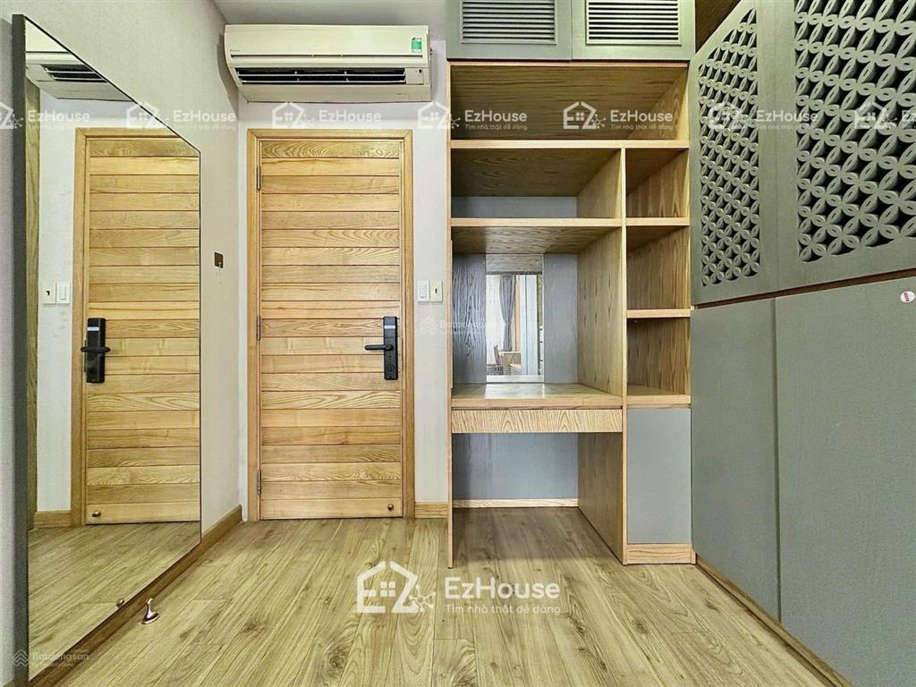 Khai trương căn hộ 40m2 ban công ngay nguyễn văn quá  cầu tham lương tiện trung tâm
