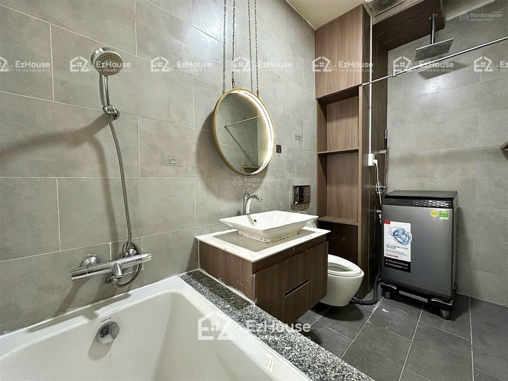 Khai trương căn hộ 40m2 ban công ngay nguyễn văn quá  cầu tham lương tiện trung tâm