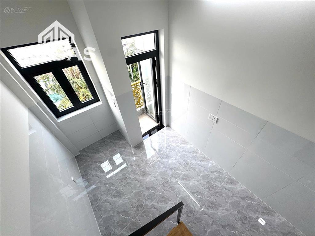 Căn hộ dịch vụ 25m2 có gác full nội thất ban công ngay nguyễn ảnh thủ  đh lđxh