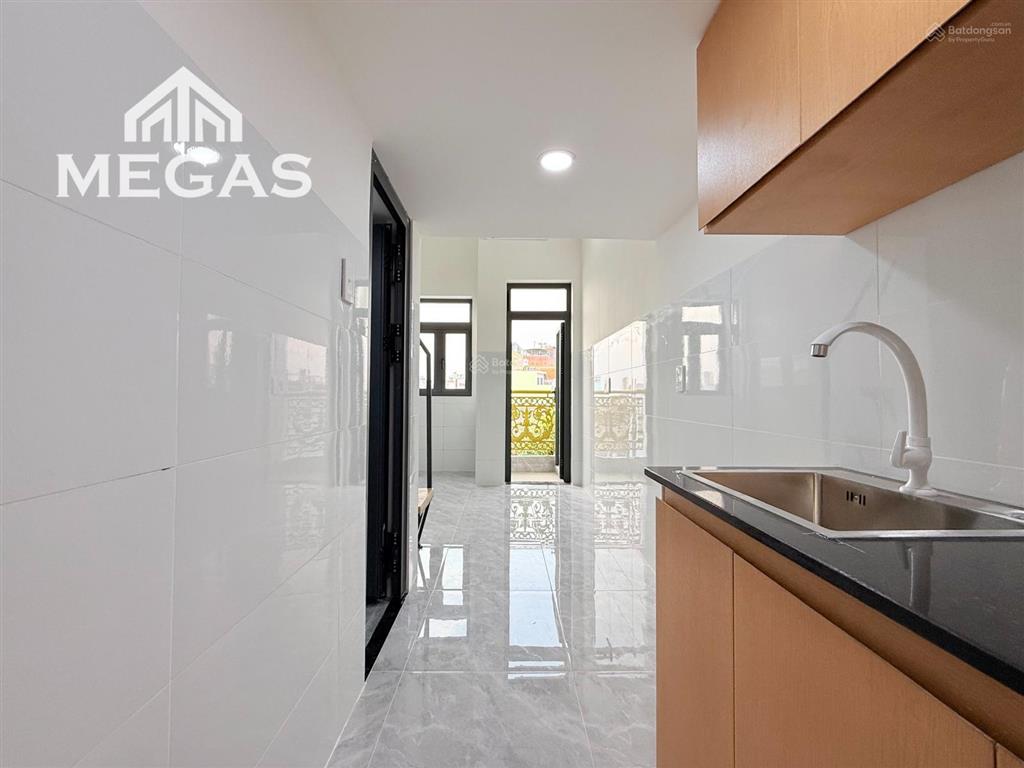 Căn hộ dịch vụ 25m2 có gác full nội thất ban công ngay nguyễn ảnh thủ  đh lđxh