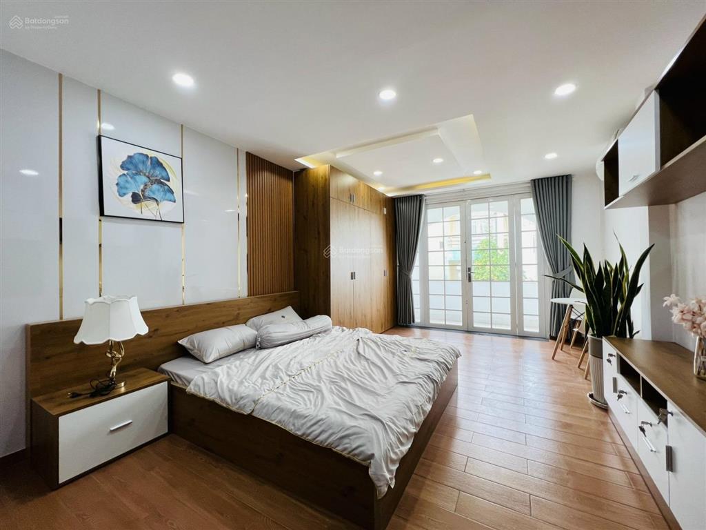 Cho thuê nhà full nội thất hẻm xe hơi cách 30m ra mặt tiền quang trung p10