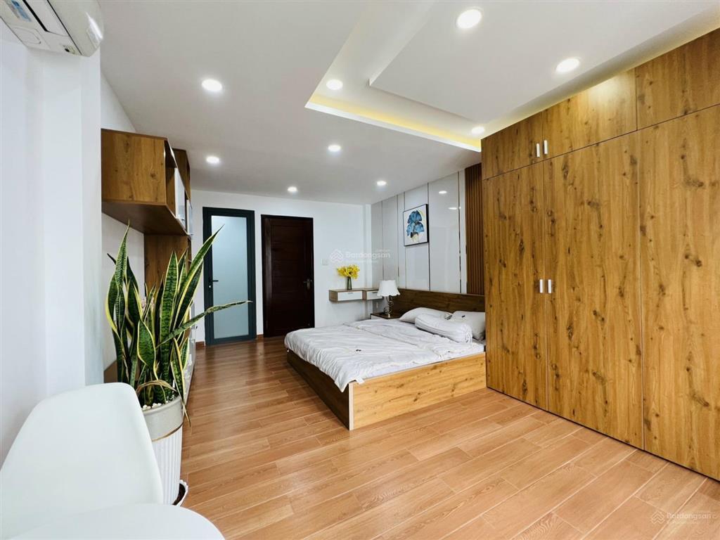 Cho thuê nhà full nội thất hẻm xe hơi cách 30m ra mặt tiền quang trung p10