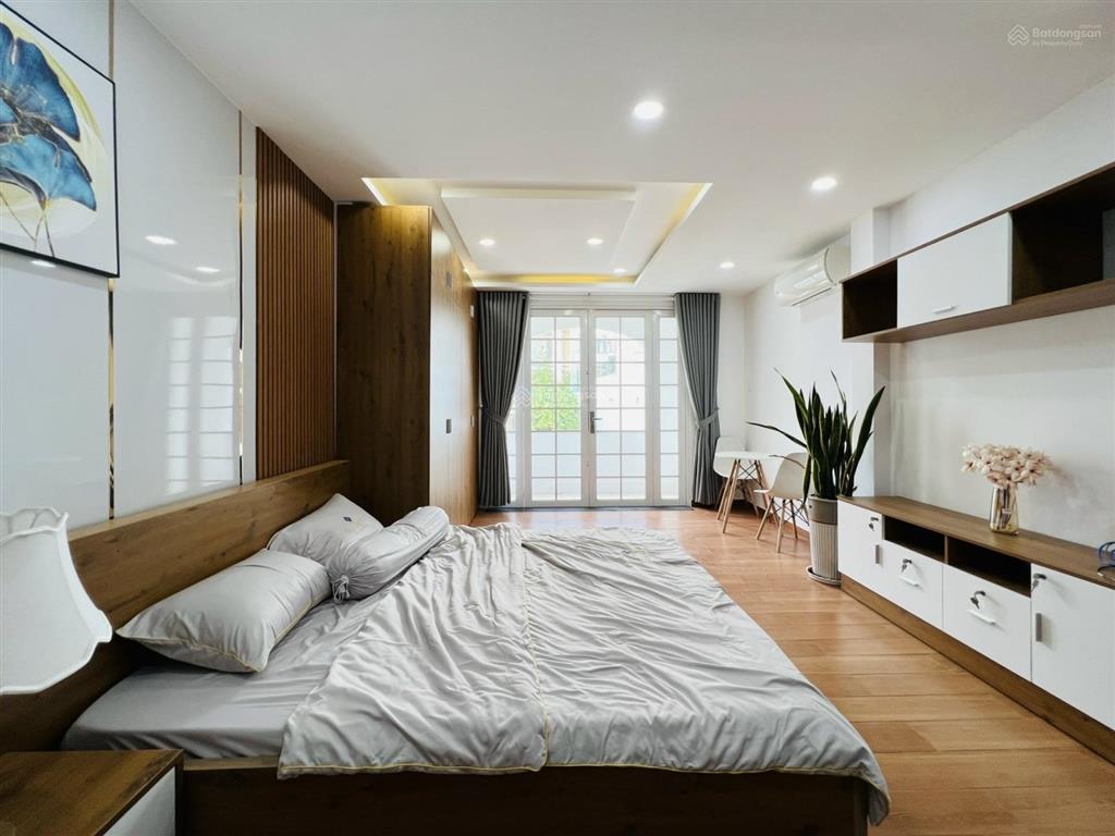 Cho thuê nhà full nội thất hẻm xe hơi cách 30m ra mặt tiền quang trung p10